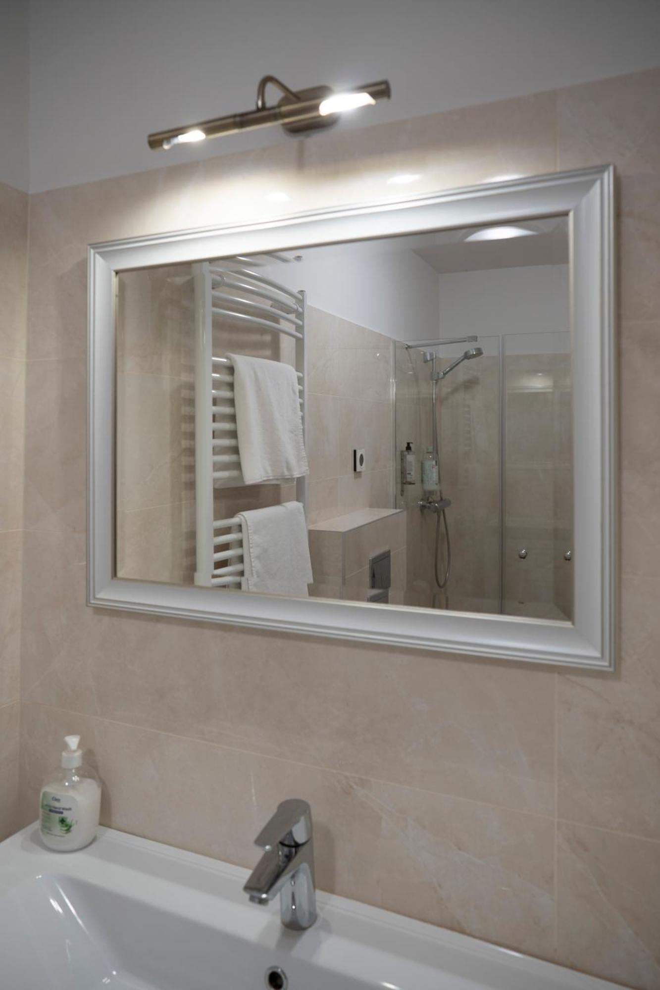 Villa Acacia Kaunas Oda fotoğraf