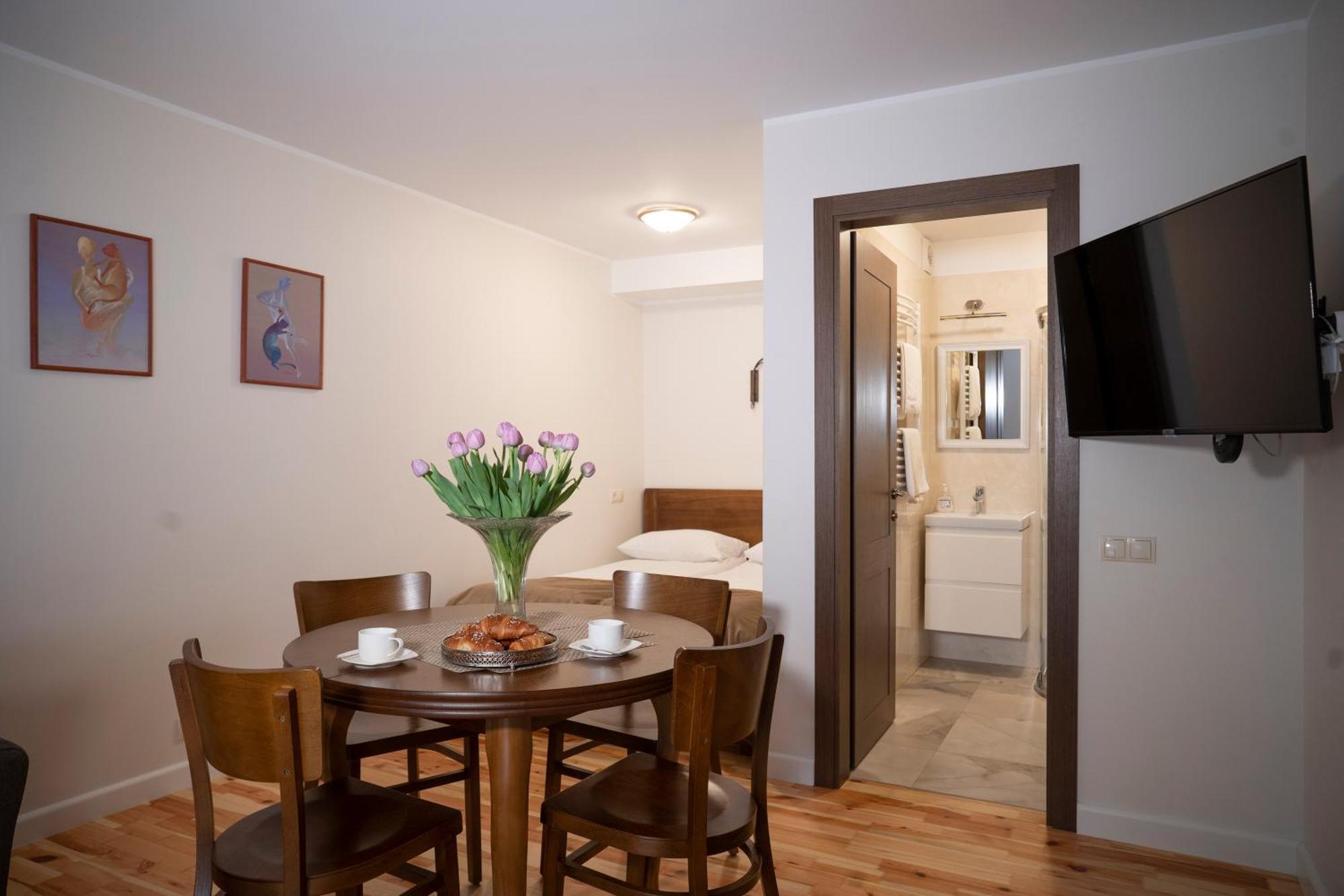 Villa Acacia Kaunas Oda fotoğraf